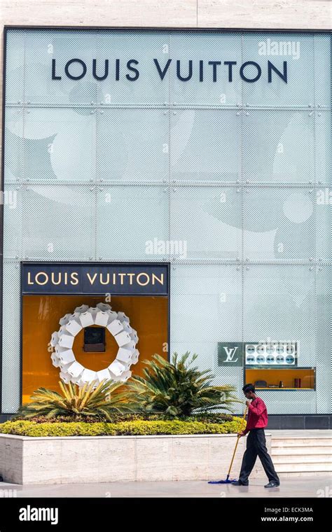 dlf emporio louis vuitton|louis vuitton new delhi.